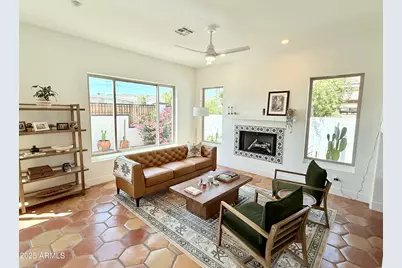 3929 E Carter Drive, Phoenix, AZ 85042 - Photo 2