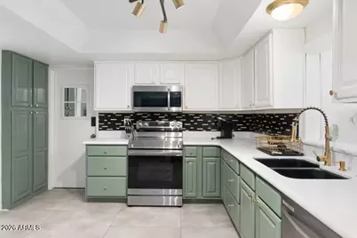 7803 E Mackenzie Drive, Scottsdale, AZ 85251 - Photo 8