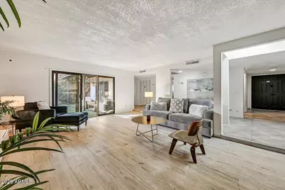 7803 E Mackenzie Drive, Scottsdale, AZ 85251 - Photo 6