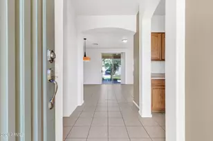 2720 E Carla Vista Dr, Chandler, AZ 85225 - Photo 4