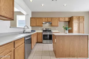 2720 E Carla Vista Dr, Chandler, AZ 85225 - Photo 6