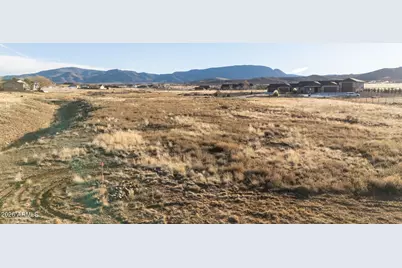 11144 N Rowdy Bunch Pass Pass #14, Prescott Valley, AZ 86315 - Photo 14