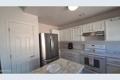 8146 W Pineveta Drive, Arizona City, AZ 85123 - Photo 32