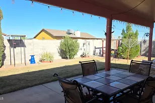 8146 W Pineveta Dr, Arizona City, AZ 85123 - Photo 4