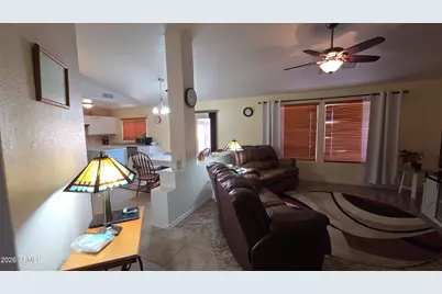 8146 W Pineveta Drive, Arizona City, AZ 85123 - Photo 6