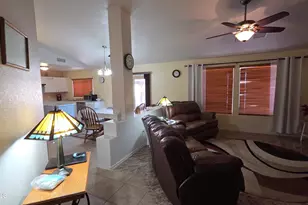 8146 W Pineveta Dr, Arizona City, AZ 85123 - Photo 6