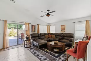 344 E Chicory Pl, San Tan Valley, AZ 85143 - Photo 2