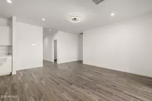 10062 S Lillian Dr, Apache Junction, AZ 85120 - Photo 8