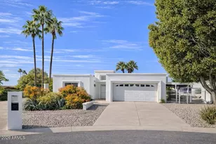 1202 E Rowlands Ln, Phoenix, AZ 85022 - Photo 1