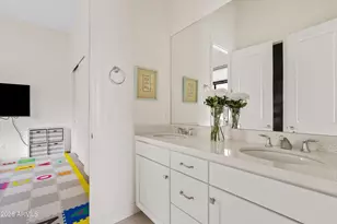 7002 S Portland Ave, Gilbert, AZ 85298 - Photo 12