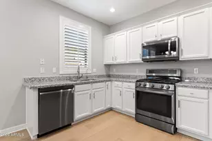 17850 N 68th St, Phoenix, AZ 85054 - Photo 10