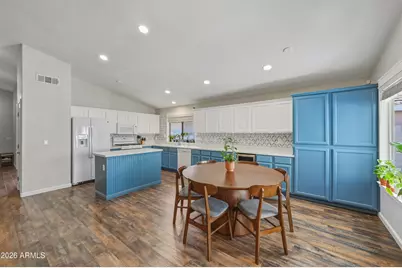 824 W Cooley Drive, Gilbert, AZ 85233 - Photo 6