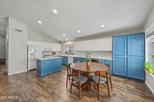 824 W Cooley Dr, Gilbert, AZ 85233 - Photo 6