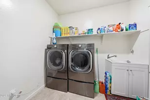 18820 W Shangri La Rd, Surprise, AZ 85388 - Photo 10