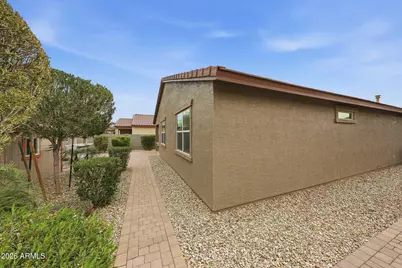 18820 W Shangri La Road, Surprise, AZ 85388 - Photo 36