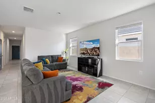 18563 W Desert Holw Dr, Wittmann, AZ 85361 - Photo 8