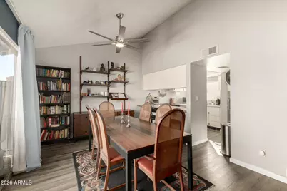 917 S Hacienda Drive, Tempe, AZ 85281 - Photo 8