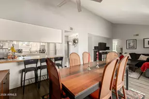 917 S Hacienda Dr, Tempe, AZ 85281 - Photo 10