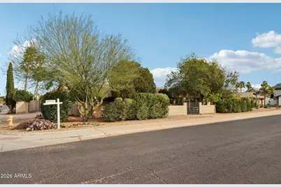 10049 N 25th Place, Phoenix, AZ 85028 - Photo 4