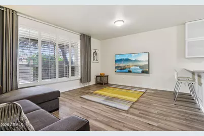 10049 N 25th Place, Phoenix, AZ 85028 - Photo 14