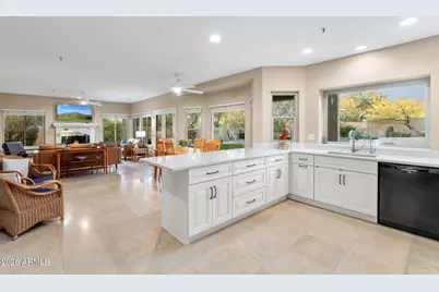 8530 E Lariat Lane, Scottsdale, AZ 85255 - Photo 4