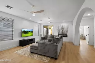 1084 E Susan Ln, Tempe, AZ 85288 - Photo 20