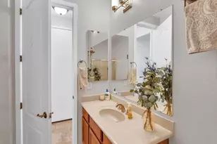 2264 E Desert Broom Pl, Chandler, AZ 85286 - Photo 46