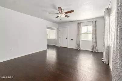 1614 W Lynwood Street, Phoenix, AZ 85007 - Photo 8