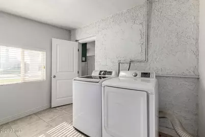 1614 W Lynwood Street, Phoenix, AZ 85007 - Photo 20