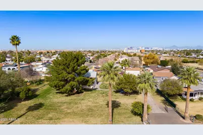 316 W Roeser Road, Phoenix, AZ 85041 - Photo 30