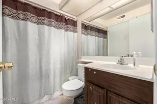 944 S Valencia, Mesa, AZ 85202 - Photo 16