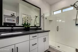 4548 S Renaissance Dr, Gilbert, AZ 85297 - Photo 14