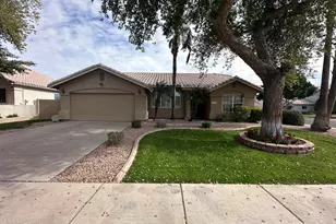 1373 N Roadrunner Dr, Gilbert, AZ 85234 - Photo 2