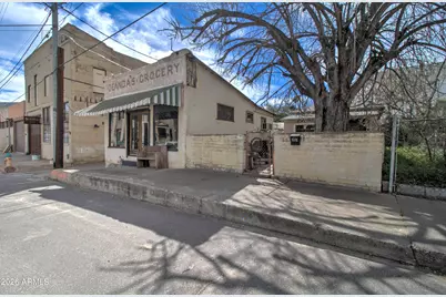 180 & 182 N Miami Avenue, Miami, AZ 85539 - Photo 4