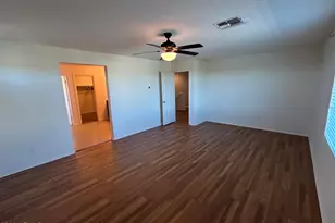 17922 W Tina Ln, Surprise, AZ 85387 - Photo 8