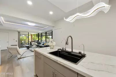 7161 E Rancho Vista Drive #3002, Scottsdale, AZ 85251 - Photo 6