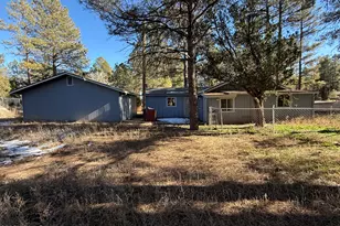 2058 Pinehaven Ln, Overgaard, AZ 85933 - Photo 24