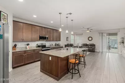 18597 W Robin Lane, Surprise, AZ 85387 - Photo 4