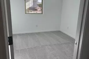 16814 W Shangri La Rd, Surprise, AZ 85388 - Photo 4