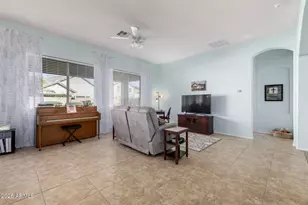 10432 W Los Gatos Dr, Peoria, AZ 85383 - Photo 14