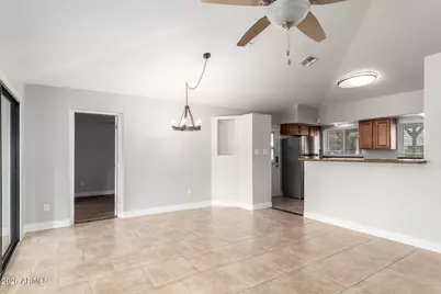 4637 E Granada Road, Phoenix, AZ 85008 - Photo 8