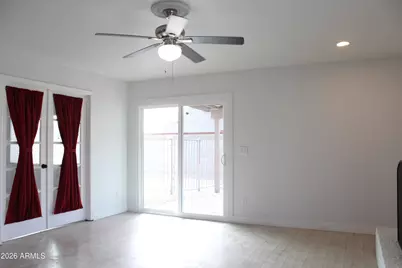 7301 W Canterbury Drive, Peoria, AZ 85345 - Photo 10