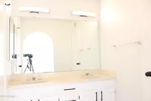 7301 W Canterbury Dr, Peoria, AZ 85345 - Photo 20