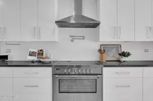 8740 E Monte Vista Rd, Scottsdale, AZ 85257 - Photo 8