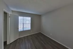 20840 N 21st Ave, Phoenix, AZ 85027 - Photo 10