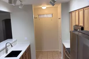 955 E Knox Rd, Chandler, AZ 85225 - Photo 12