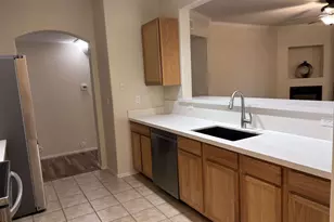 955 E Knox Rd, Chandler, AZ 85225 - Photo 10