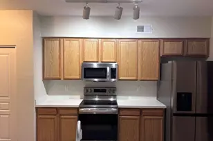 955 E Knox Rd, Chandler, AZ 85225 - Photo 14