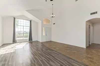 1002 W Kelton Lane, Phoenix, AZ 85023 - Photo 16