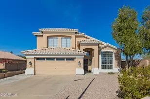 1002 W Kelton Ln, Phoenix, AZ 85023 - Photo 1